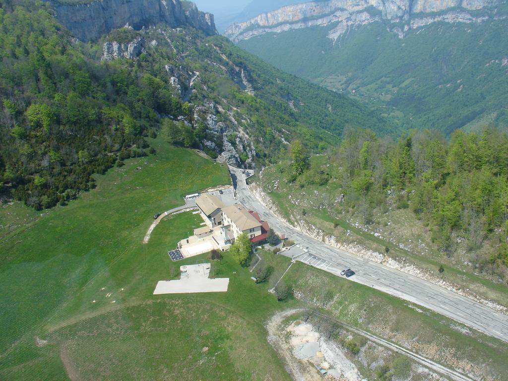 Hotel Du Col De La Machine Saint-Jean-en-Royans Eksteriør billede