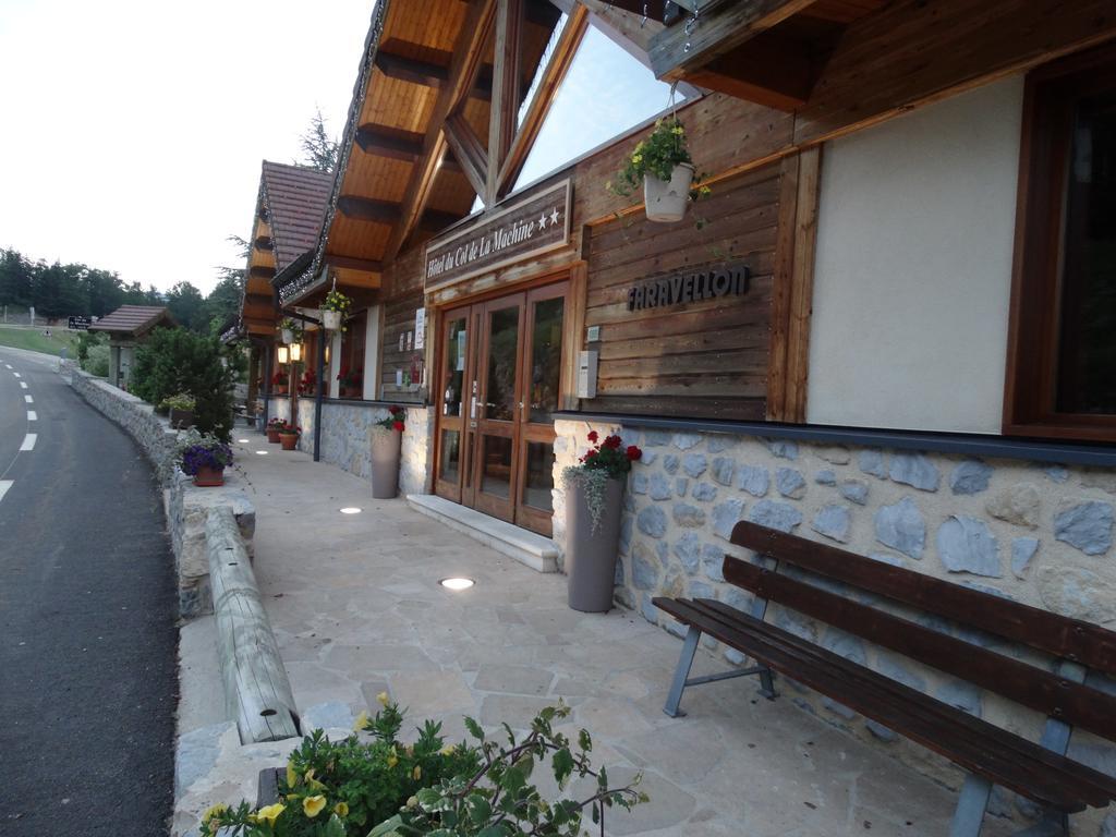 Hotel Du Col De La Machine Saint-Jean-en-Royans Eksteriør billede