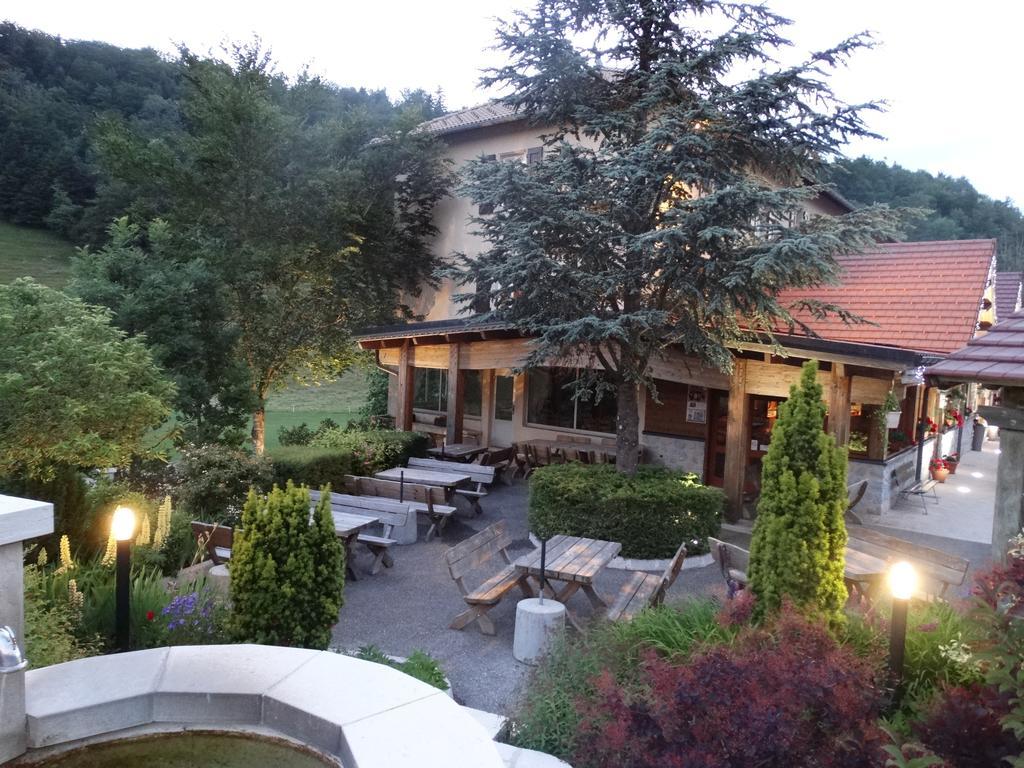 Hotel Du Col De La Machine Saint-Jean-en-Royans Eksteriør billede
