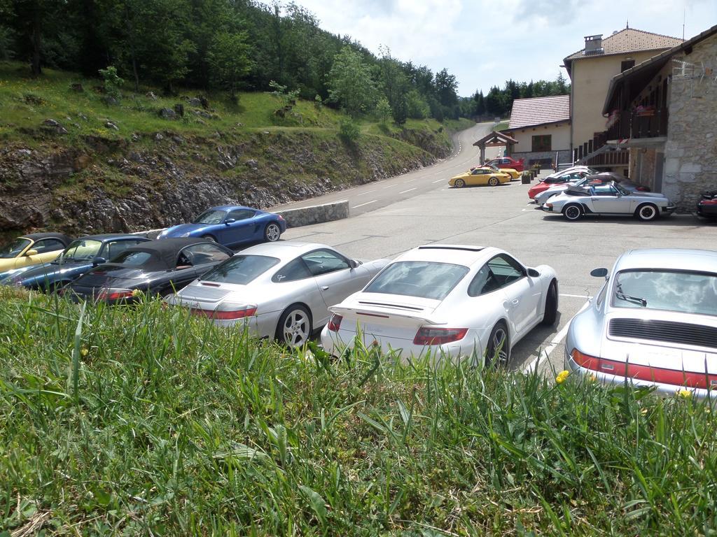 Hotel Du Col De La Machine Saint-Jean-en-Royans Eksteriør billede